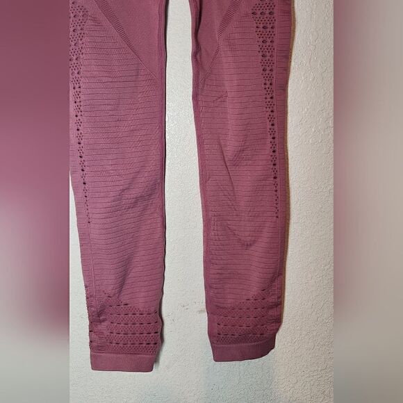 Gymshark Women's Energy+  Pink Rose Seamless Leggings Size S - Picture 13 of 16